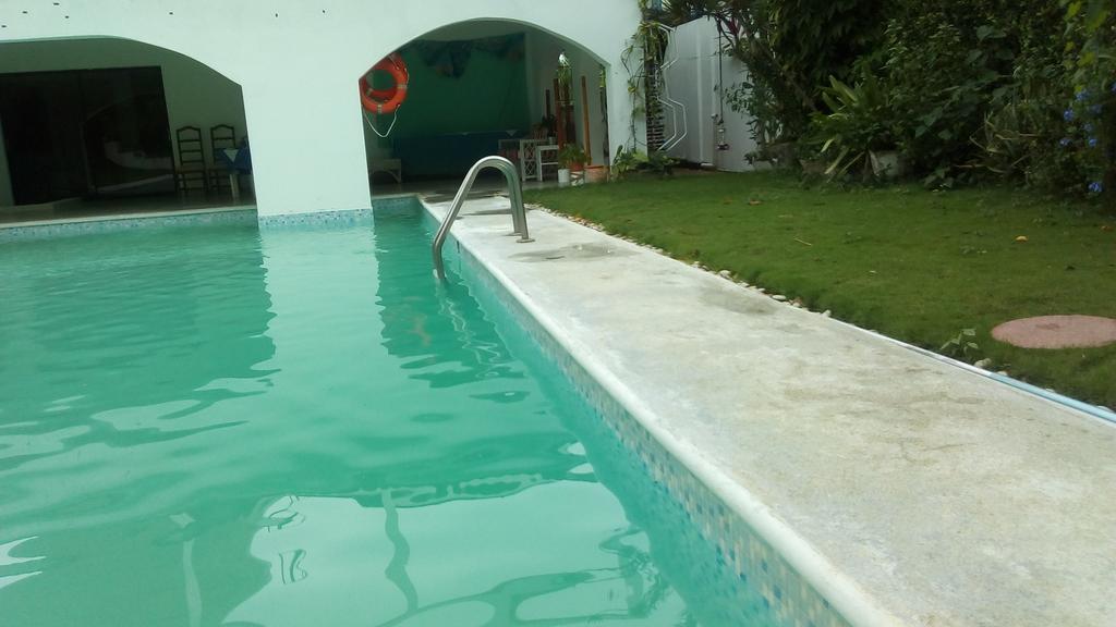 Casa Madrigal Hotel Santo Domingo Exterior photo